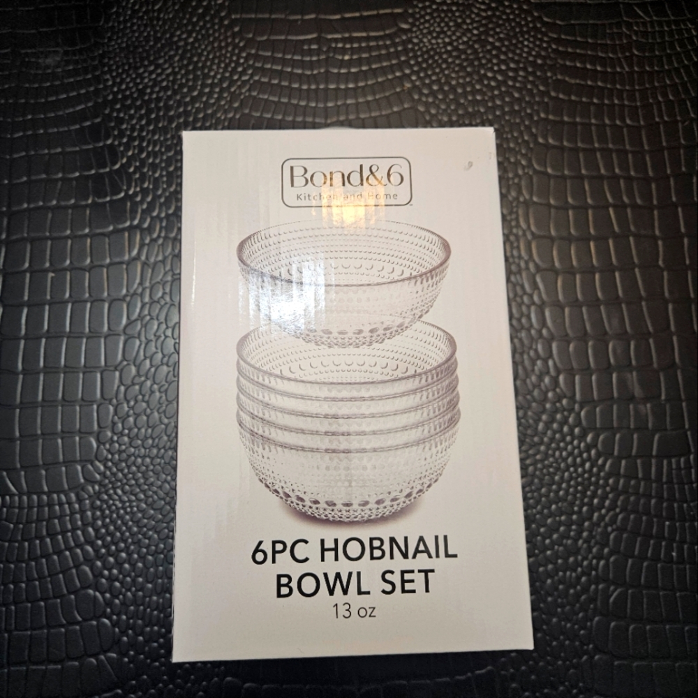 Bond&6 Clear Hobnail Bowl Set